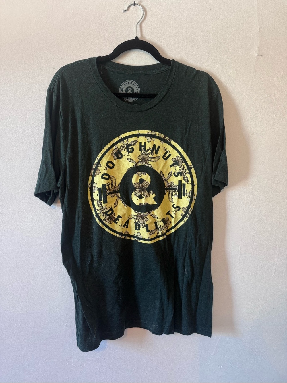 Doughnuts & Deadlifts XL Forest Green Floral Graphic Gym T-Shirt
